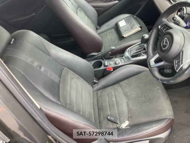 Mazda DEMIO 2016-12 8035299-15