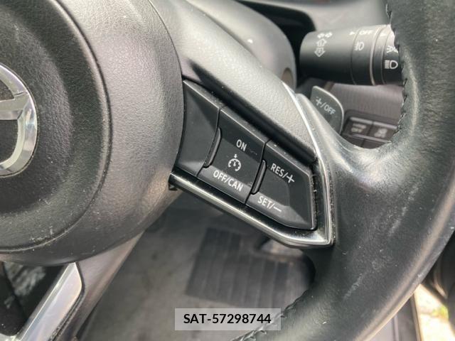 Mazda DEMIO 2016-12 8035299-17