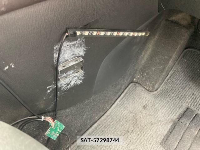 Mazda DEMIO 2016-12 8035299-23