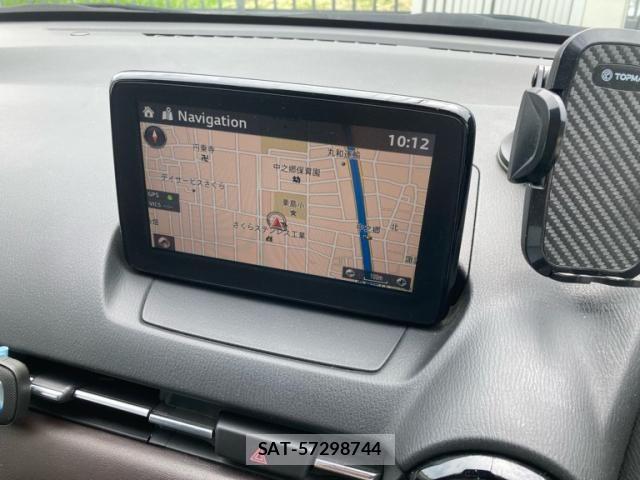 Mazda DEMIO 2016-12 8035299-26