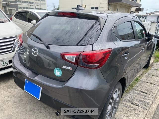 Mazda DEMIO 2016-12 8035299-3