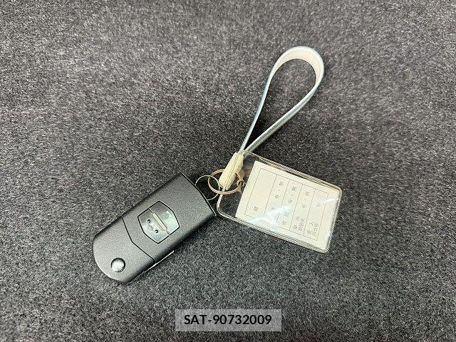 Mazda DEMIO 2010-05 8073606-16