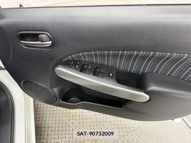 Mazda DEMIO 2010-05 8073606-17