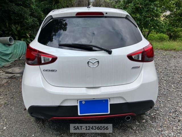 Mazda DEMIO 2014-11 8073603-1