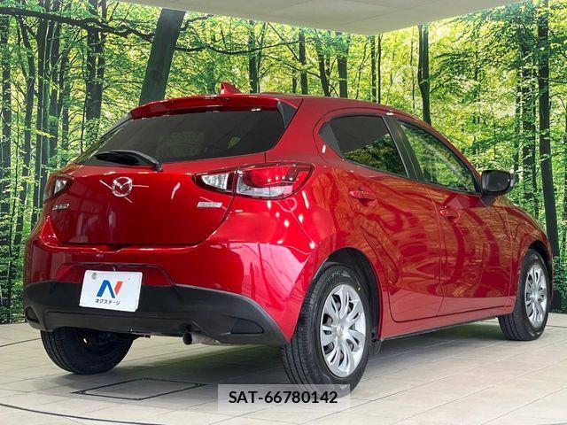 Mazda DEMIO 2016-09 8073602-17