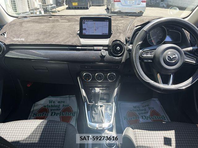Mazda DEMIO 2019-07 8073596-1