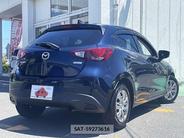 Mazda DEMIO 2019-07 8073596-2