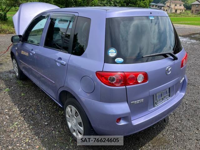 Mazda DEMIO 2006-10 8073609-3