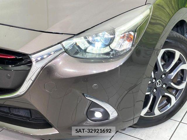 Mazda DEMIO 2018-09 8073601-11
