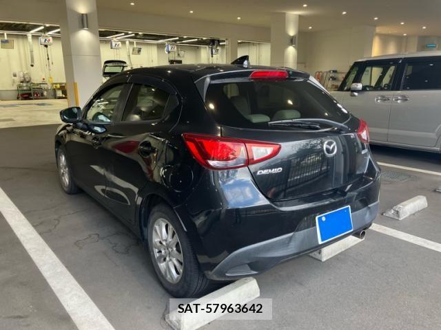 Mazda DEMIO 2016-01 8098940-9