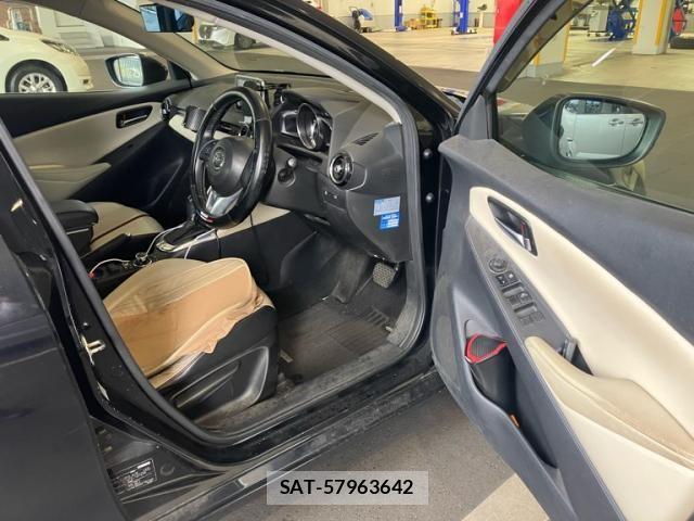 Mazda DEMIO 2016-01 8098940-13