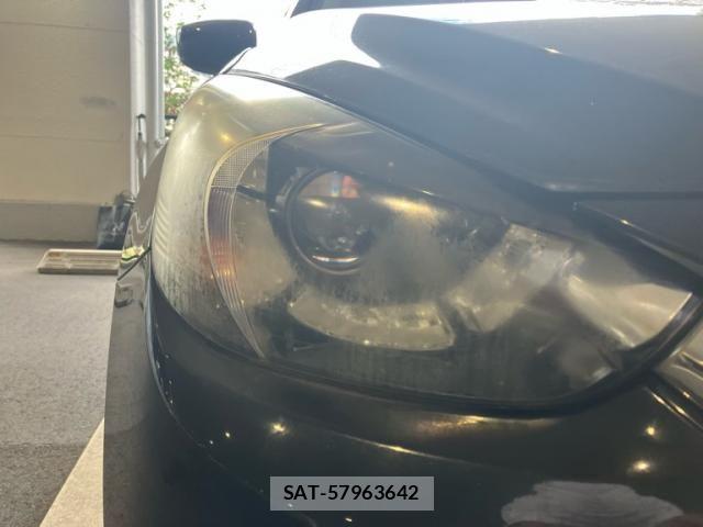 Mazda DEMIO 2016-01 8098940-3