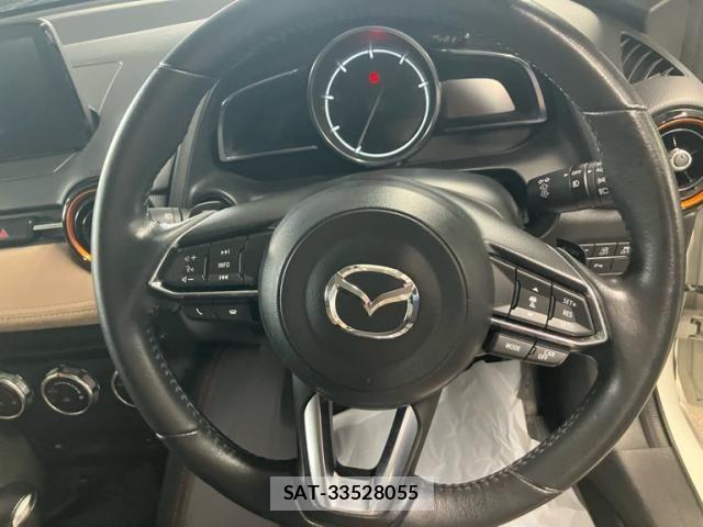 Mazda DEMIO 2016-11 8098941-15