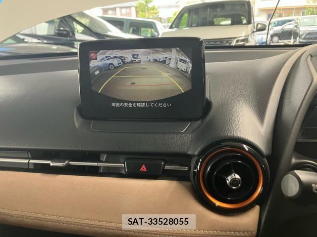 Mazda DEMIO 2016-11 8098941-26