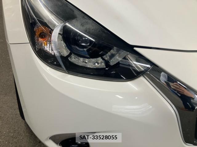 Mazda DEMIO 2016-11 8098941-3