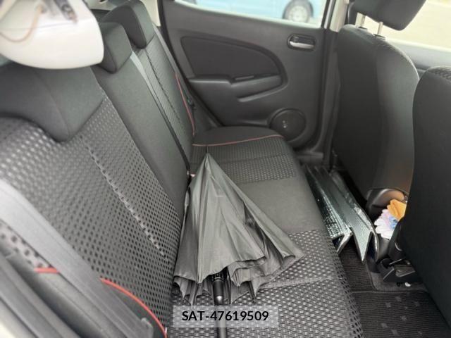 Mazda DEMIO 2012-09 8098956-13