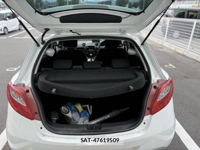 Mazda DEMIO 2012-09 8098956-14