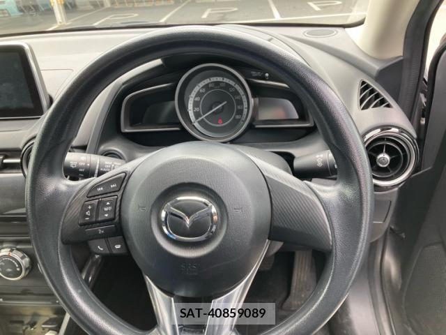 Mazda DEMIO 2015-09 8098939-11
