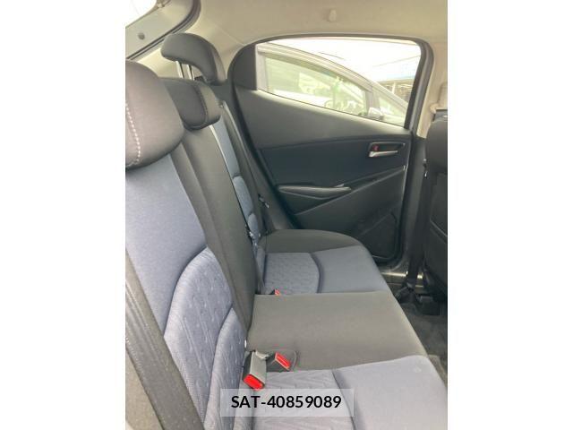 Mazda DEMIO 2015-09 8098939-13