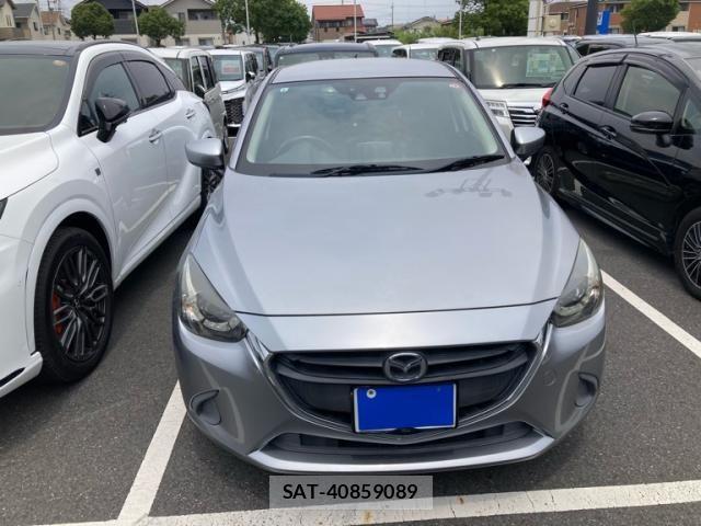Mazda DEMIO 2015-09 8098939-1