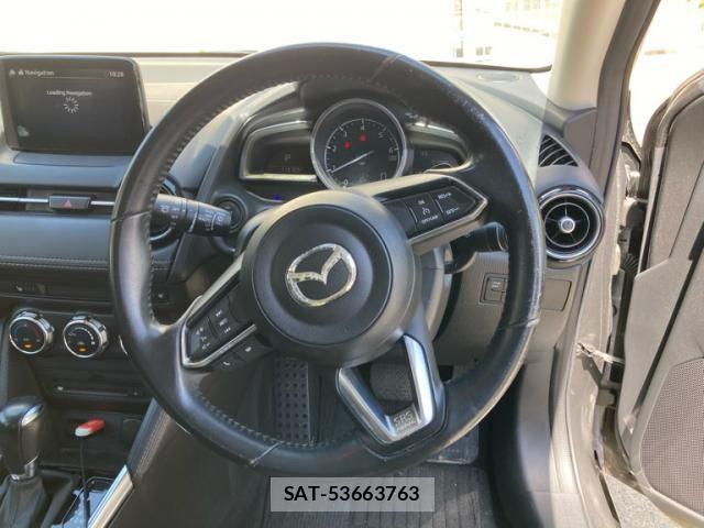 Mazda DEMIO 2016-11 8098945-20