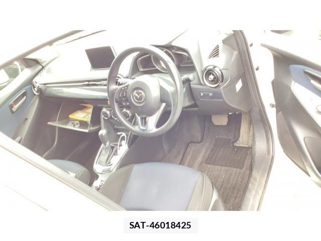 Mazda DEMIO 2015-09 8098946-6