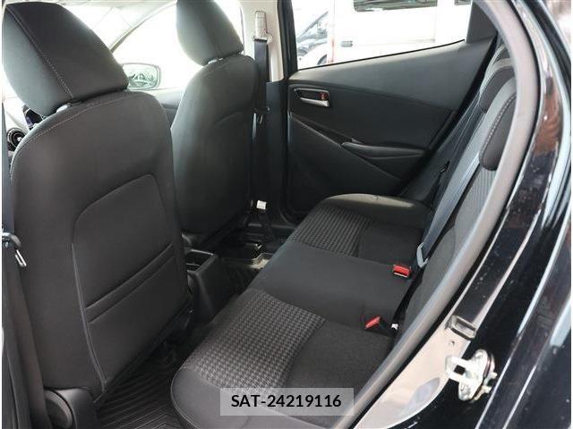 Mazda DEMIO 2017-07 8098934-15