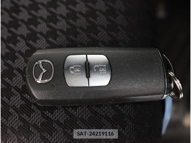 Mazda DEMIO 2017-07 8098934-16