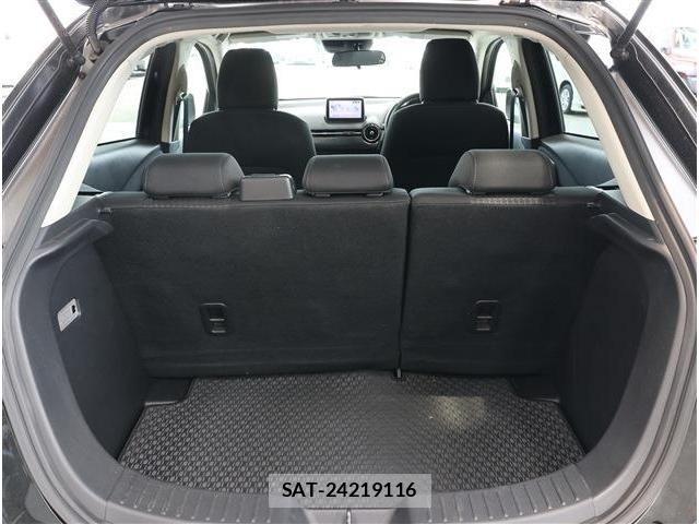 Mazda DEMIO 2017-07 8098934-17