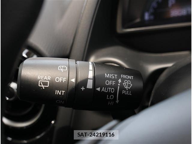 Mazda DEMIO 2017-07 8098934-26