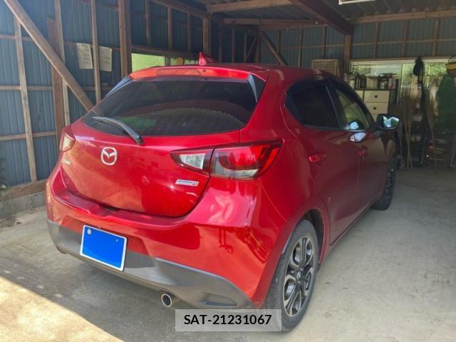 Mazda DEMIO 2016-01 8098947-5