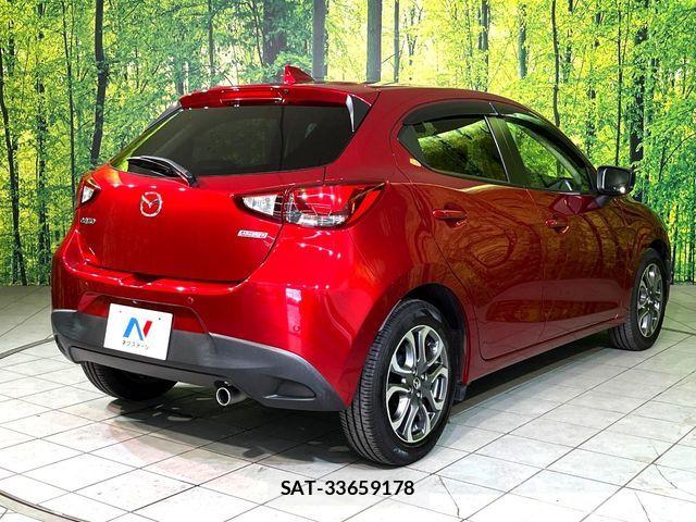 Mazda DEMIO 2018-03 8098931-16