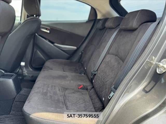 Mazda DEMIO 2018-09 8098933-17