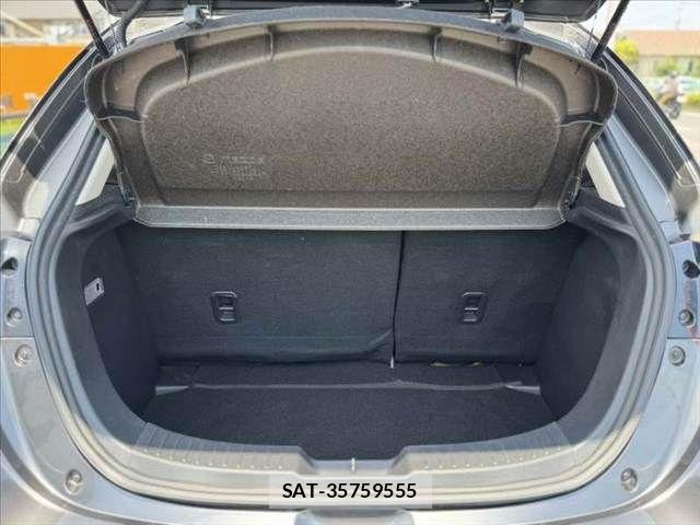 Mazda DEMIO 2018-09 8098933-19