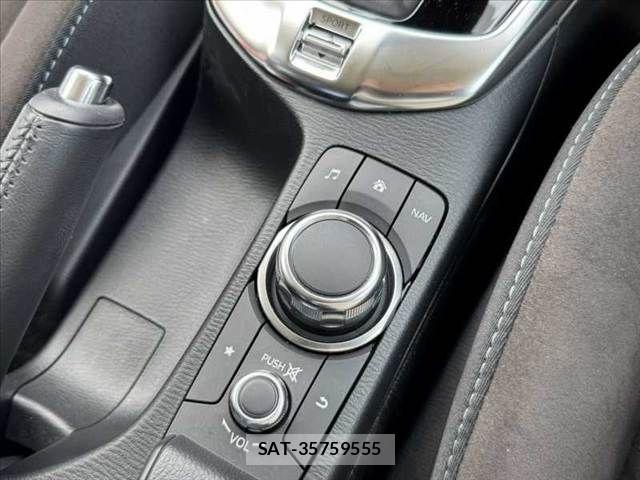 Mazda DEMIO 2018-09 8098933-29