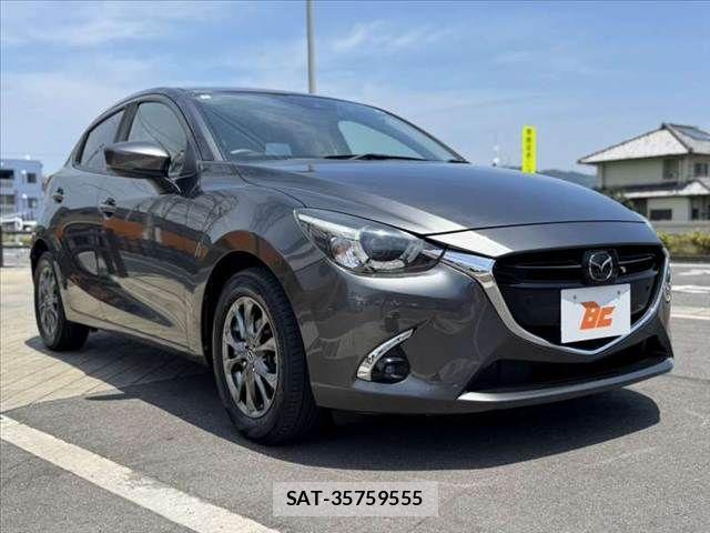Mazda DEMIO 2018-09 8098933-7