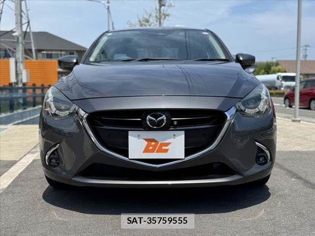 Mazda DEMIO 2018-09 8098933-8