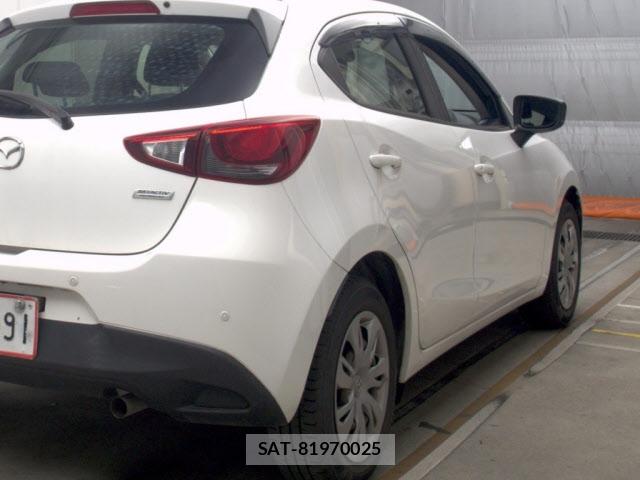 Mazda DEMIO 2019-06 8107914-1