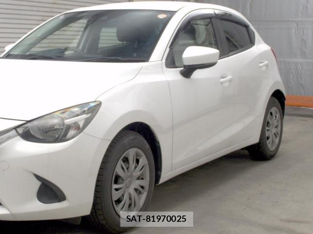 Mazda DEMIO 2019-06 8107914-5