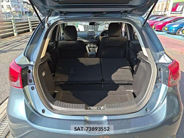 Mazda DEMIO 2016-01 8129844-26