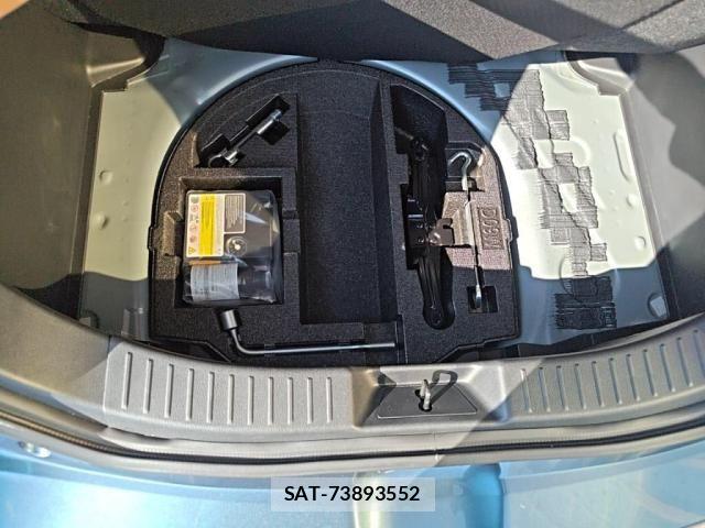 Mazda DEMIO 2016-01 8129844-27