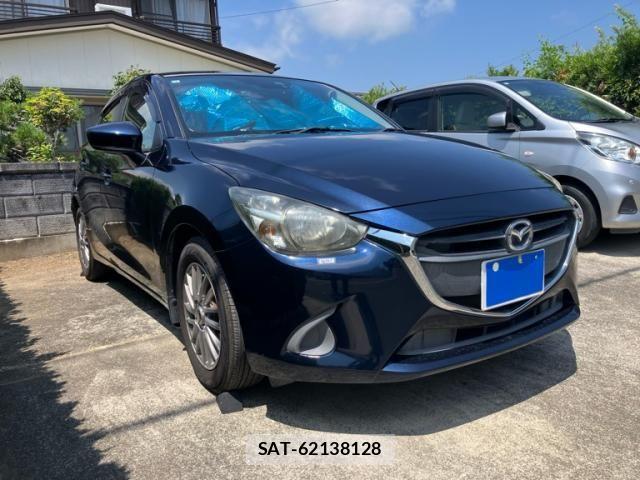Mazda DEMIO 2014-12 8129872-1