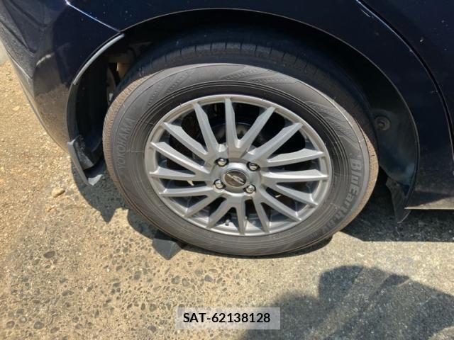 Mazda DEMIO 2014-12 8129872-4