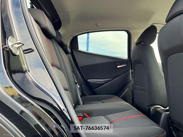Mazda DEMIO 2016-01 8129854-9