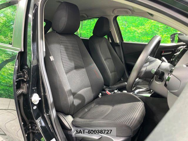 Mazda DEMIO 2017-08 8129858-9