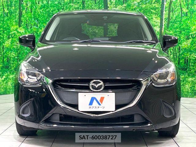 Mazda DEMIO 2017-08 8129858-13