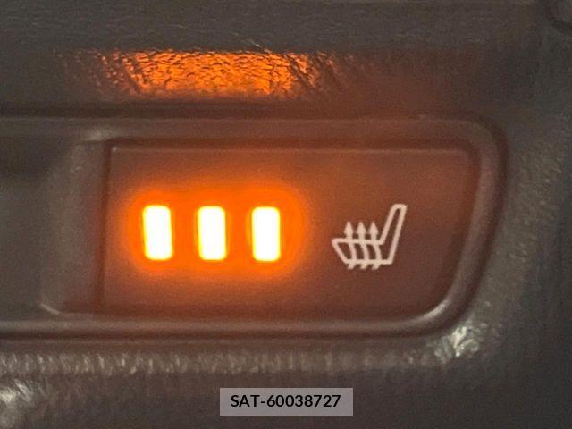 Mazda DEMIO 2017-08 8129858-5