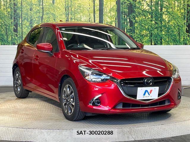 Mazda DEMIO 2017-03 8129857-15