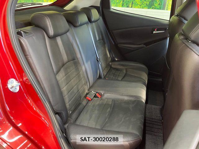 Mazda DEMIO 2017-03 8129857-8