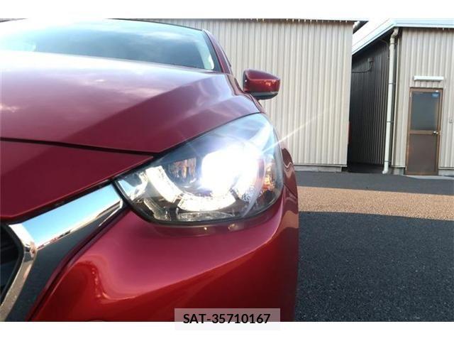 Mazda DEMIO 2017-08 8129845-12
